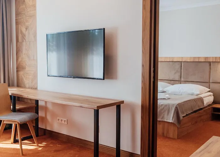 Rezort Forest Family